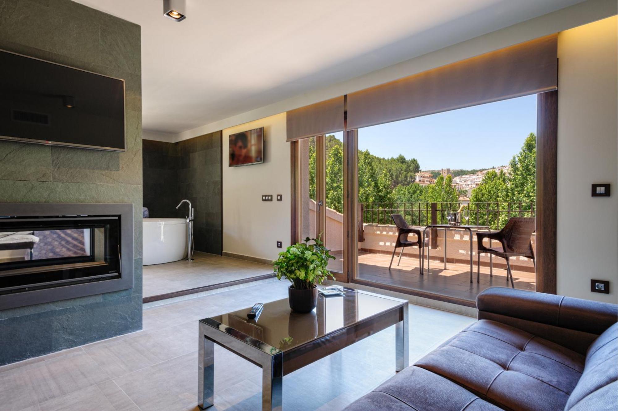 Suites Finca Los Olivos Alcala del Jucar Room photo